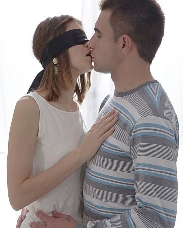 Madelyn gets blindfolded by her boyfriend 