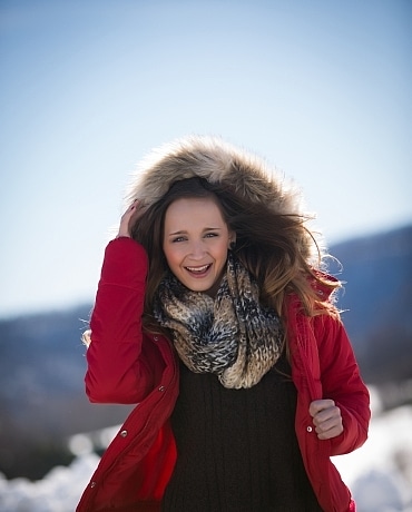 Melody Rose showing off in the snow