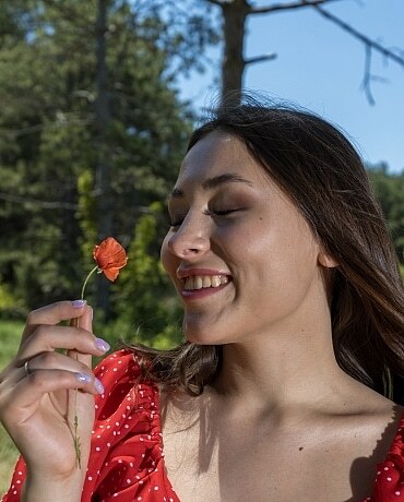 Sumiko enjoying a beautiful outdoor picnic